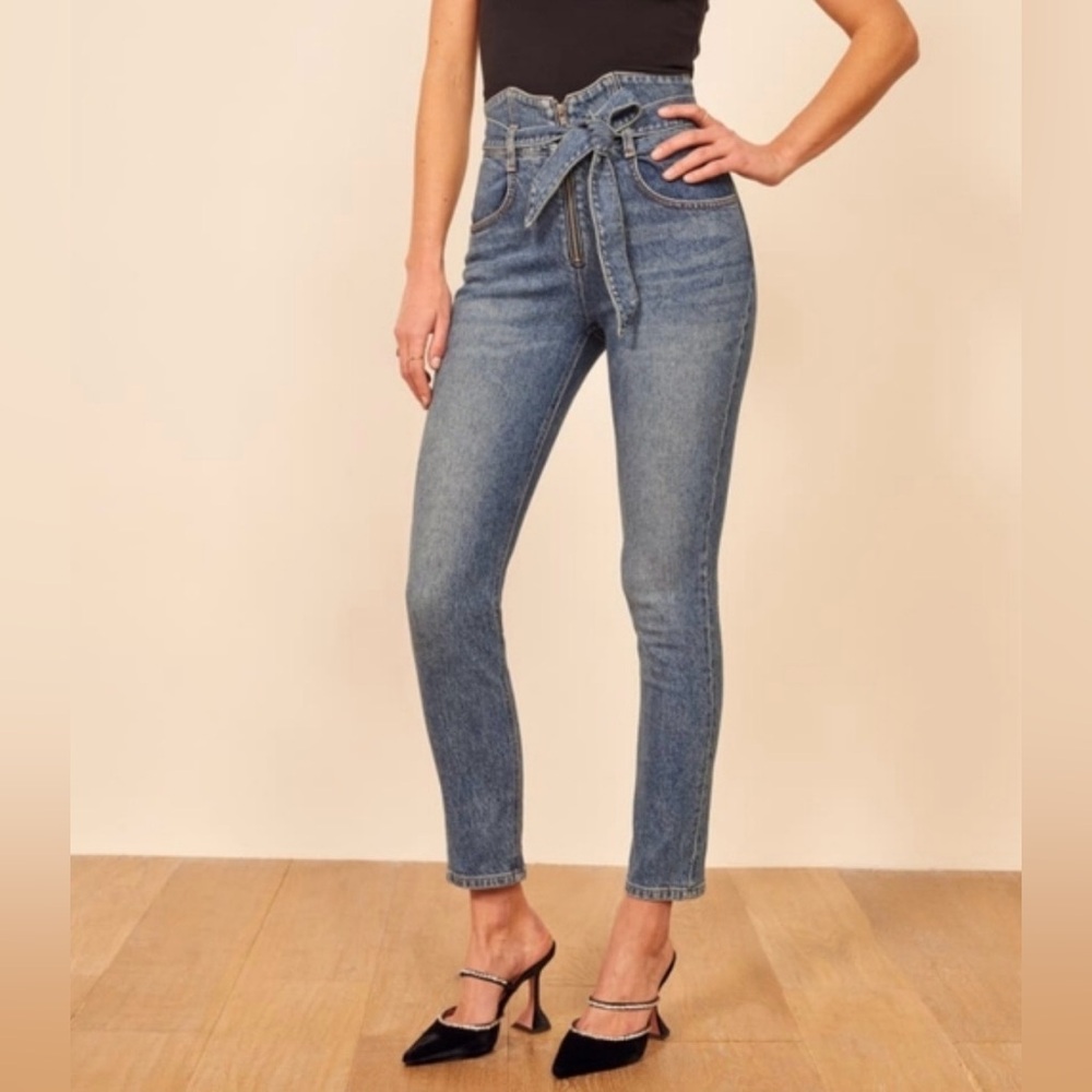 Reformation Yasmin Belted High-Rise Stylish Straight Leg Denim Jeans Size:28‎